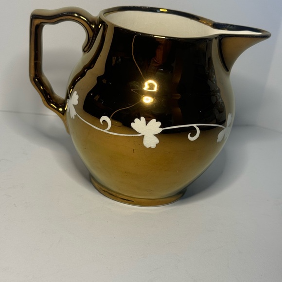 Stoke on Trent England "GRAYS POTTERY" "5" Milk Pitcher with Flower/Vine - Picture 1 of 4